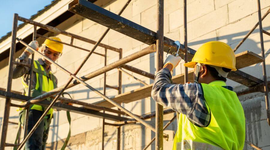 Professional fairlawn roofing services in Cary, IL